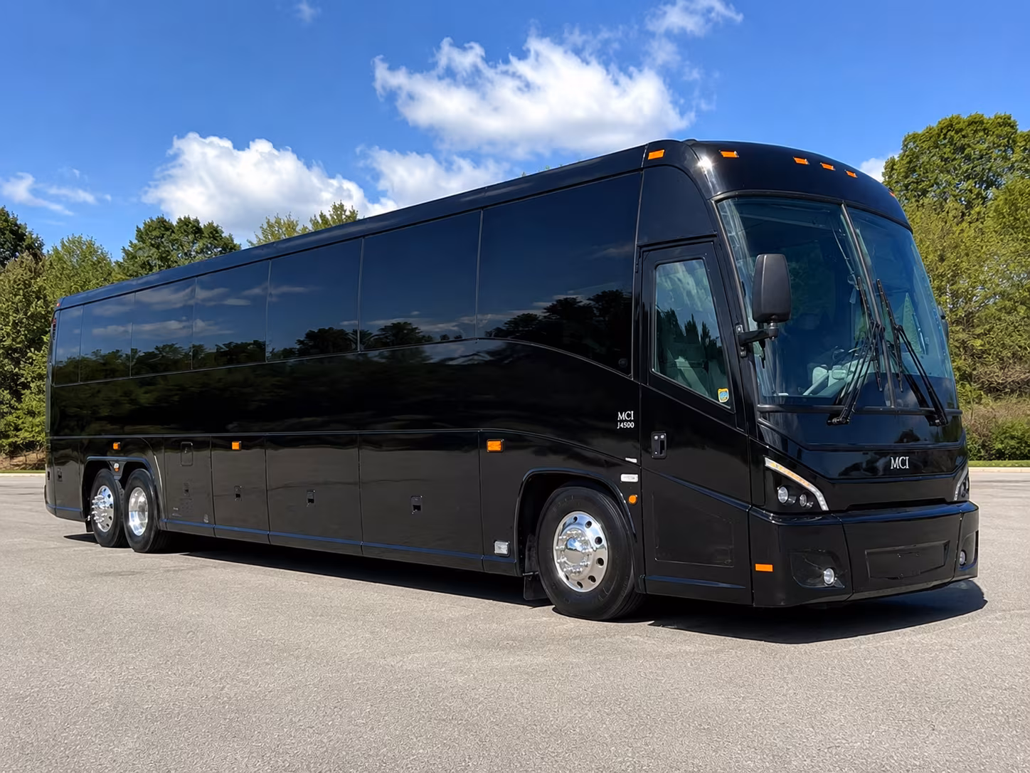 busrentalwesthaven com lets you plan a scenic litchfield hills wine country day